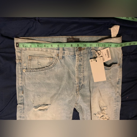 Zara Men 32 slim distressed light Blue Relaxed Fit Vintage Denim Jeans - Picture 9 of 12